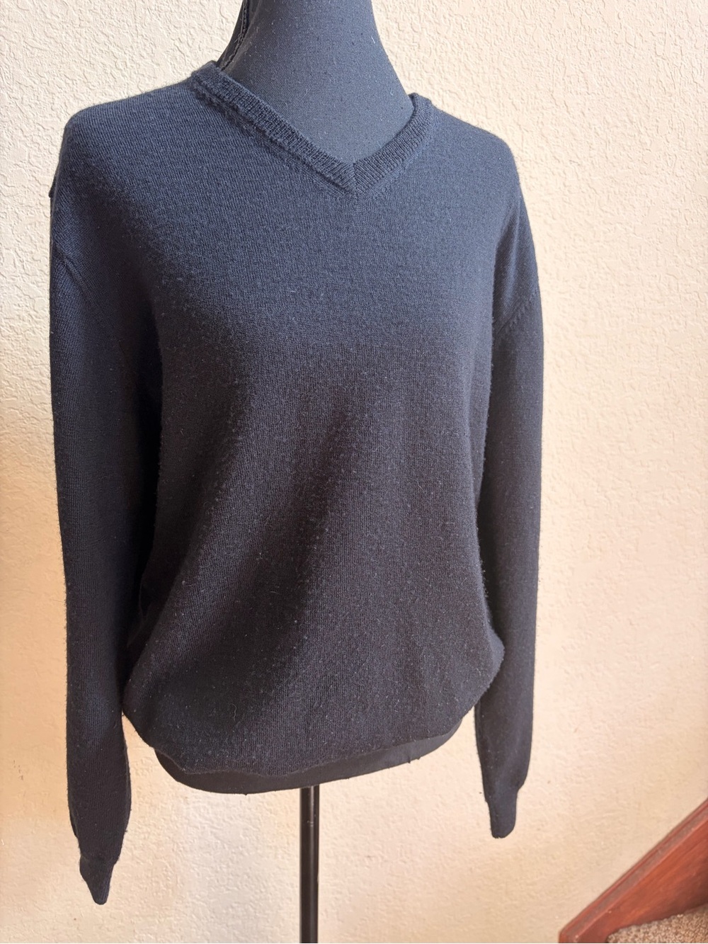 Bloomingdale's Black Men's Wool Crewneck